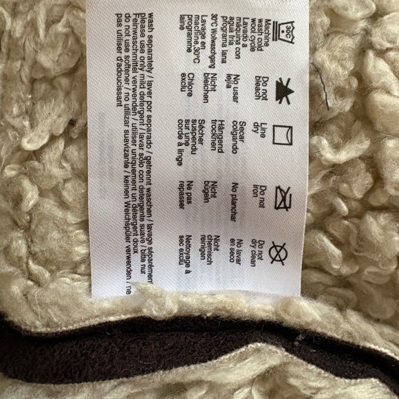 Y2K Esprit shearling vest 🤎 ( size 6 - small) - Picture 7 of 7